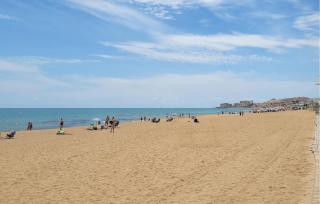 Gorgeous Apartment In Torrevieja - 9