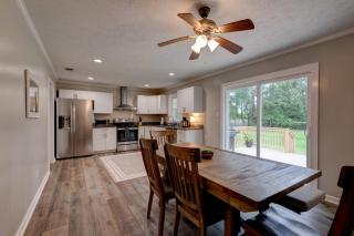 Spacious 4Br3Ba Home With Large Fenced Yard - 0