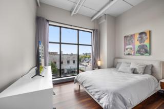 Luxury Apartment W City Views - Leonard Building - 9