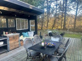 Holiday Home With Fire Pit And Space To Play - 5