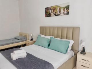 GIULIA'S Seaside Apartments - 6