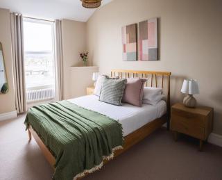 Luxury 3-Bed Apartment in the Heart of Ambleside - 8