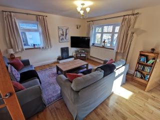 Unbeatable Llanberis Location, Detached with Parking, Snowdon Views. - 8