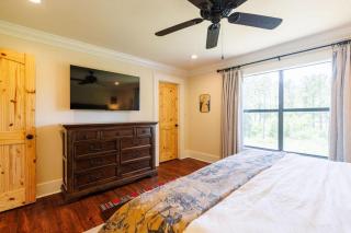 Orchard Pines-4Bed, 35 Bath Thomasville Retreat - 3