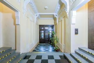 Апартаменти 3-кімнатні в центрі, метро Театральна - 4