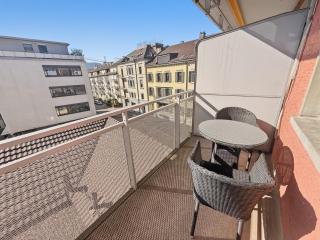 Cozy 1BR near lake with balcony - Mill 422 - 2