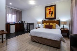 Basdenwood Hotel - 7