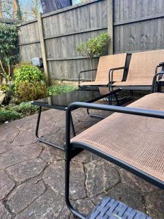 Cheerful 2 Bedroom Home with Off-road parking - 7