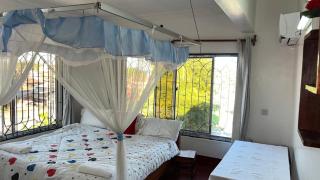 Kunduchi Beach House - 4