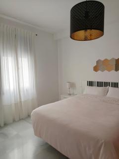 Living Sevilla & Parking gratis - Seville - 1