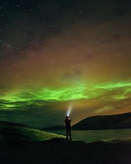 Exclusive Modern Villa with Panoramic Views - 9