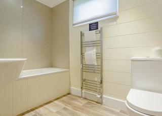 Hawkchurch Resort And Spa - 7