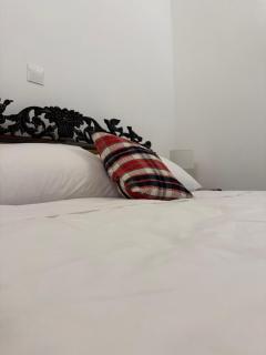 Cecilia Traditional House-Suites - 4