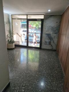 Av Belgrano - Centro de Buenos Aires, Fundación Favaloro, Congreso de la Nación - 6