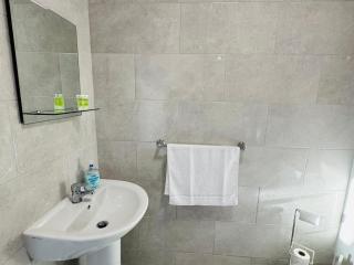 Pier House Luxury Apartment - 1