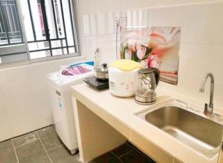 Cozy Modern 1-Bedroom Condo - 4