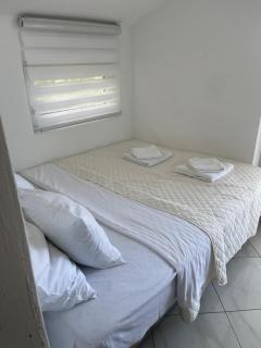 Sea & Pool Vacation Home - 8