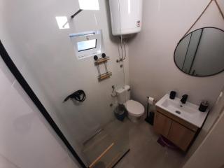 Sea & Pool Vacation Home - 5