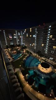 A&H Staycation in Shell Residences MOA Pasay - 5