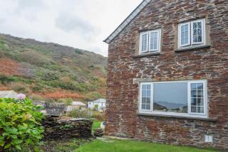 The Shippen splendid walks through Valency Valley - 2