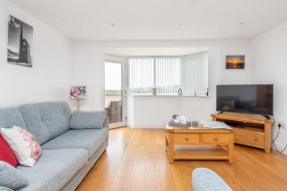 Karndu retreat Hayle overlooking the RSPB - 2