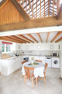 Lamellyon Roundhouse near superb coastal walks - 3