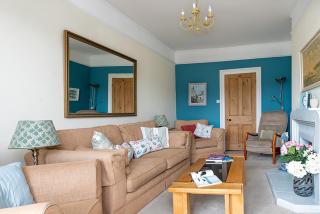 Seasteps waterside location on the river fowey - 5