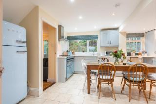 The Bowshot Lady - 9