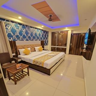 Hotel Cheston Villa At Delhi Airport - 5