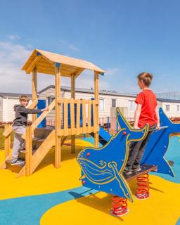 Thors Lakeside Retreat - Rhyl - 9