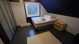 Bedroom with private living room - 2