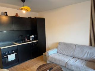 Le Woody - Studio cosy - balcon privé - 10 min de Genève - 3