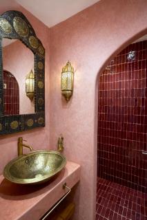 Kasbay Tangier Medina Entire Private Riad - 6 Bedrooms - 3