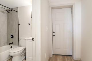 Lions Lair - 1 BR 1 BA Home Coffee Smrt TV Wifi - 3