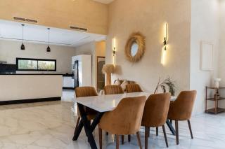 Soliville Luxury Oasis with Private Pool - 7