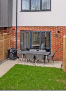 HH 120m2 Fast wi-fi Work Holiday BBQ Pets - 5