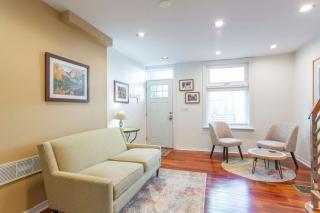 Walk everywhere from renovated 3bd Bella Vista gem - 9