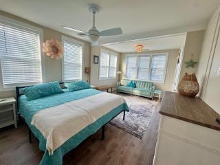 Walk to Beach and Boardwalk, AC, Free Parking, KB - 2