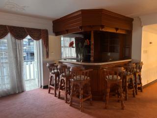 The Dallas House - 3