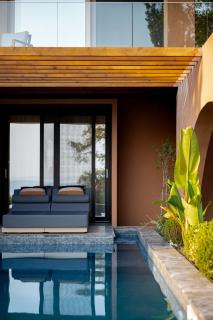 Euphoria Villa, 9 bdrs with private pools, beachfront - 3