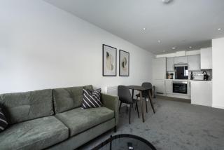 City Point Hull By Guestz - 8