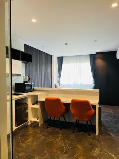 Walk to Nai Harn Beach Pools Gym Resort Facilities - 0