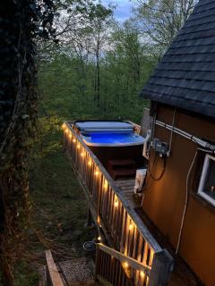 Poconos A-Frame seclude cabin,hot-tub,sauna,firepit,deck - 2