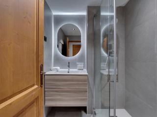 Arc 1950 - Apt spacieux pour 10 pers, 4 chambres, accès skis aux pieds - FR-1-686-46 - 1