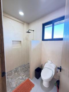 Cozy studio with a hydromassage jacuzzi - 5