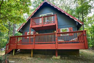 Red A Frame Shenandoah Escape Fire Pit BBQ - 8