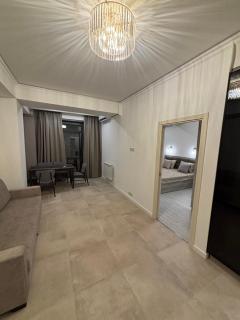 Menechyan's Terrace - 5