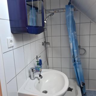 ,, Himmelsblick "Apartment komplett möbliert,direkt an der Haltestelle, nach Heidelberg,Mannheim ,Weinheim - 2