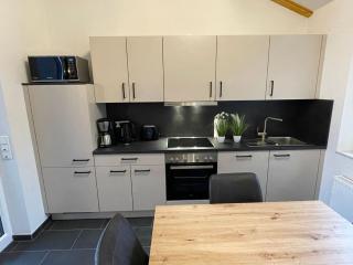 Holiday Home G12 Ferienhaus in Eckwarderhörne mit Gartenhaus by Interhome - 1