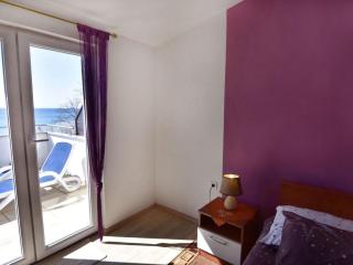 Apartment Wohnung in Zambratija mit Schöner Terrasse by Interhome - 8